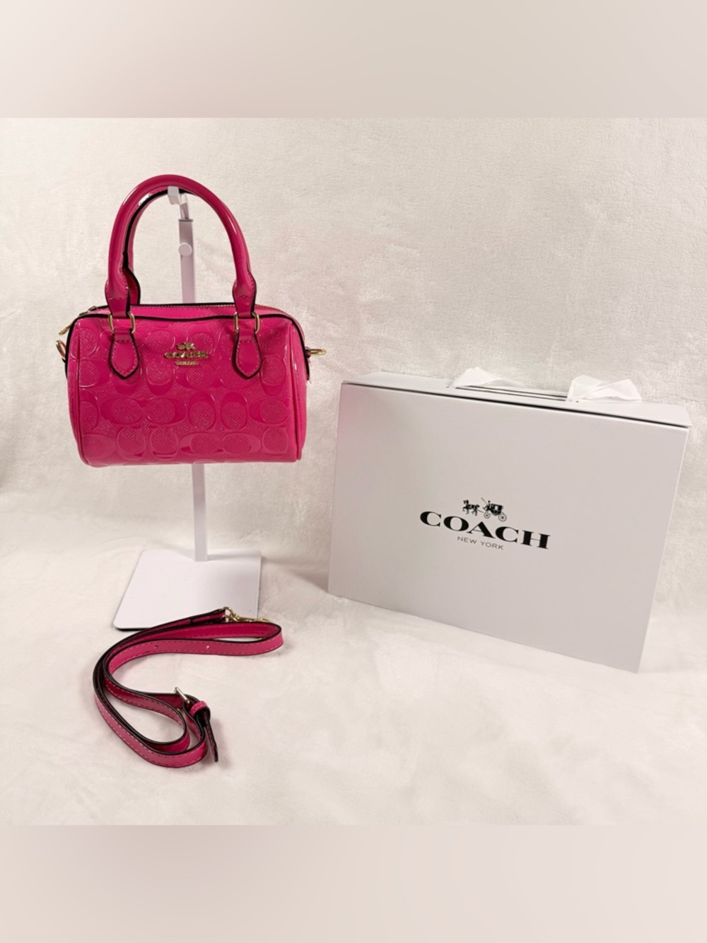 Coach Hot Pink Patent Signature with Detachable Strap with box